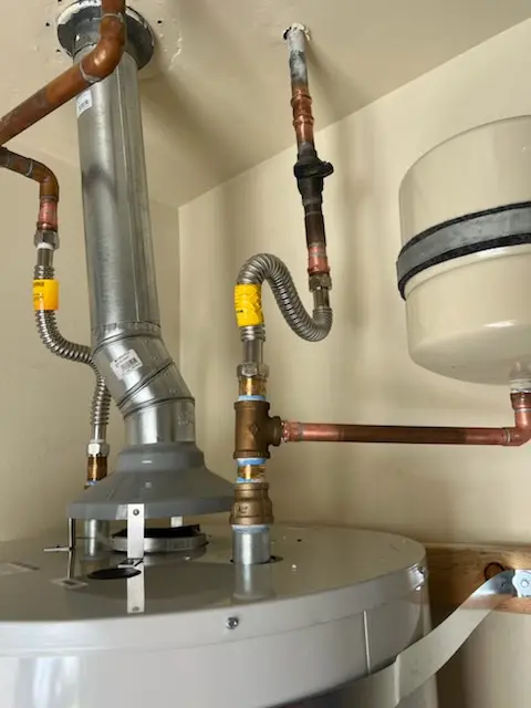 Water heater installation and plumbing repair in Waller